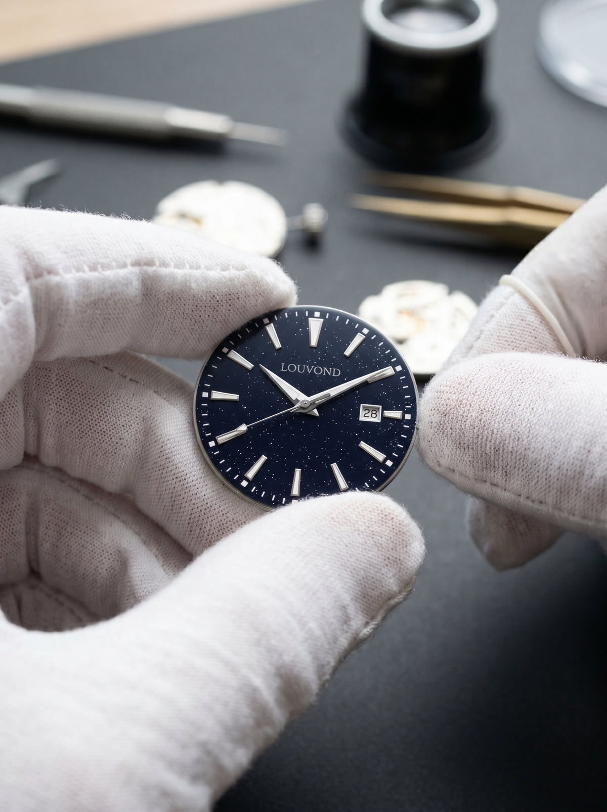 mens 40mm quartz watch Midnight blue
